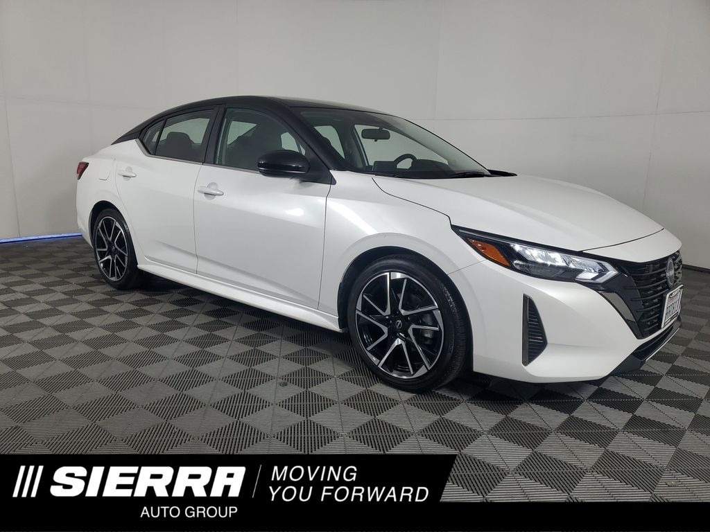 2024 Nissan Sentra SR's photo