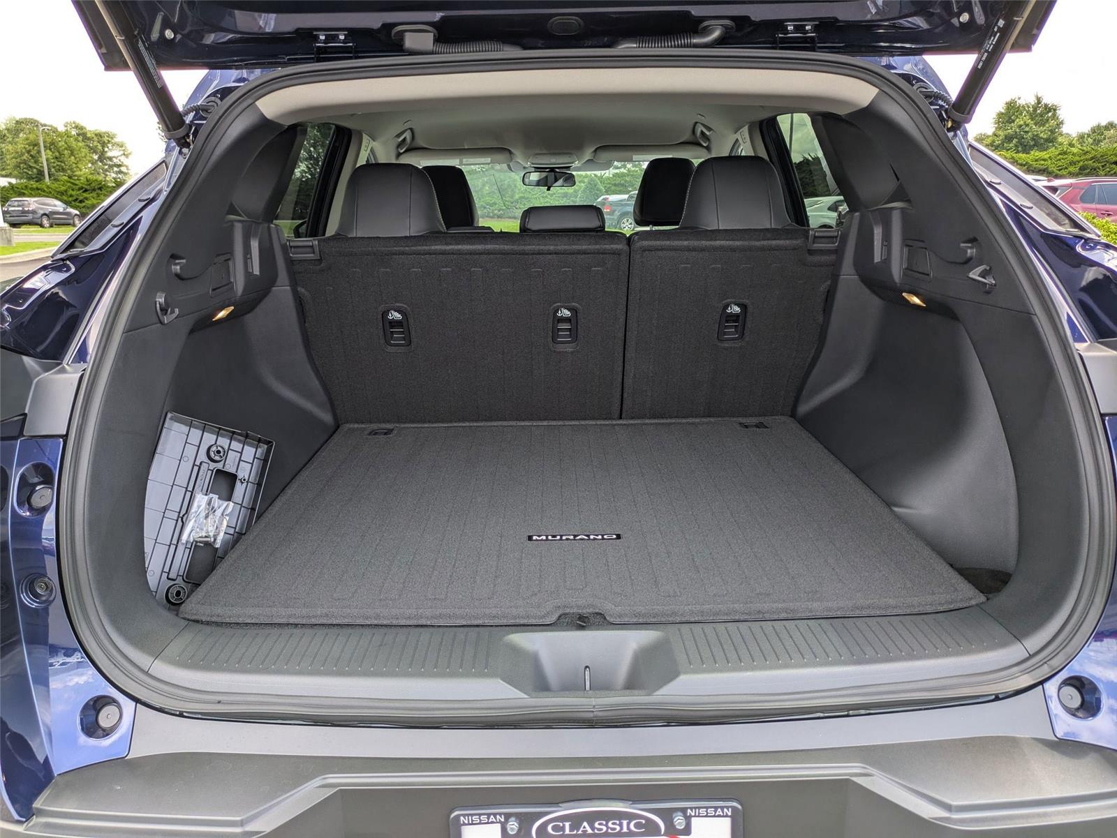 2025 Nissan Murano SV photo 23
