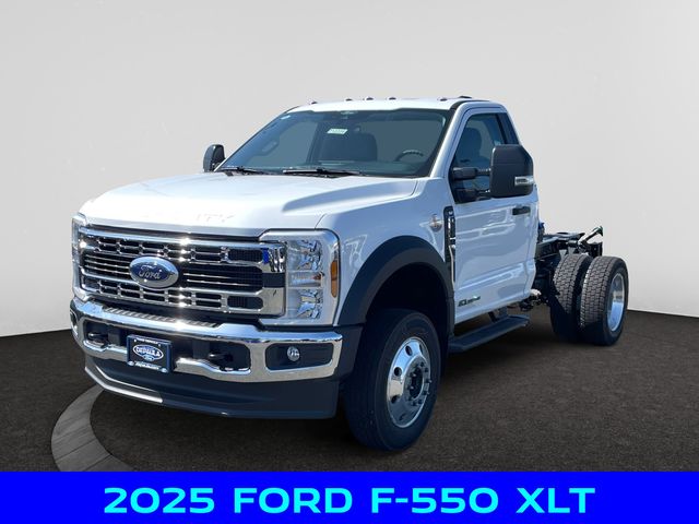 2025 Ford F-550 Super Duty Chassis Cab XLT's photo