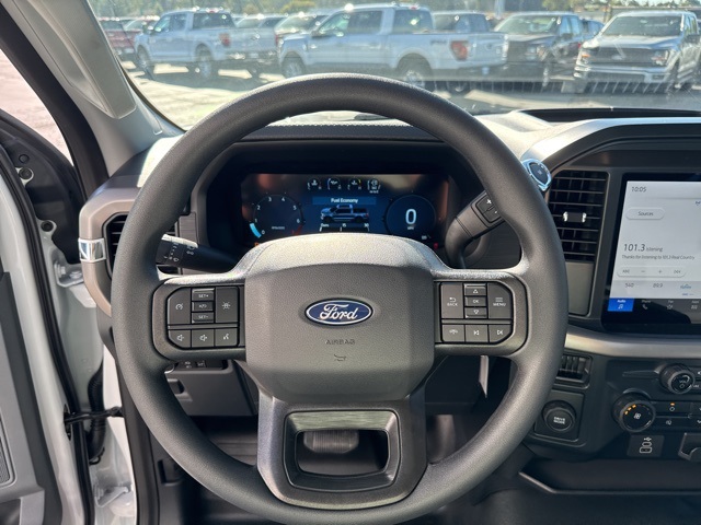 2025 Ford F-150 XL photo 13