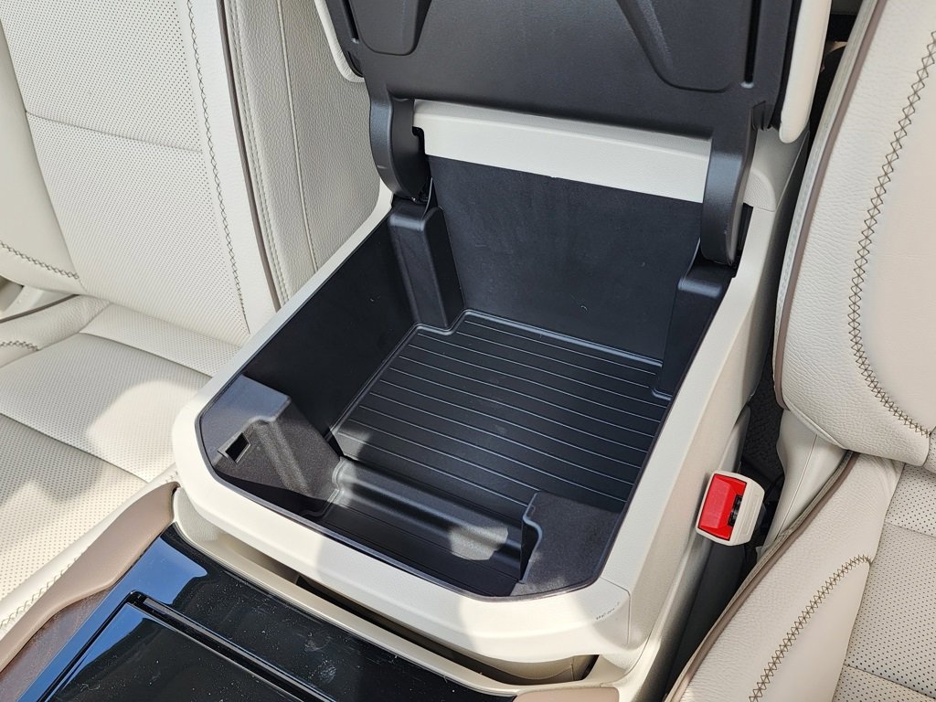 2026 Gmc Yukon Denali photo 32