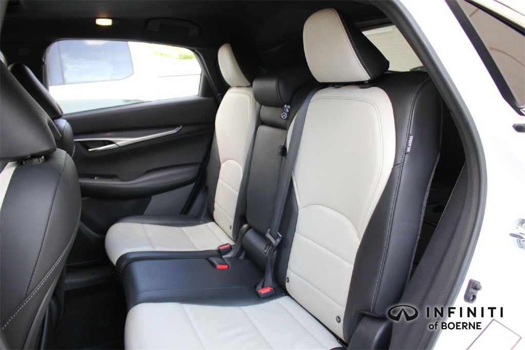2024 Infiniti QX55 Luxe photo 28