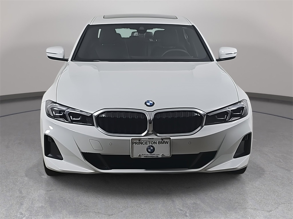 2025 Bmw 330i xDrive Sedan photo 2