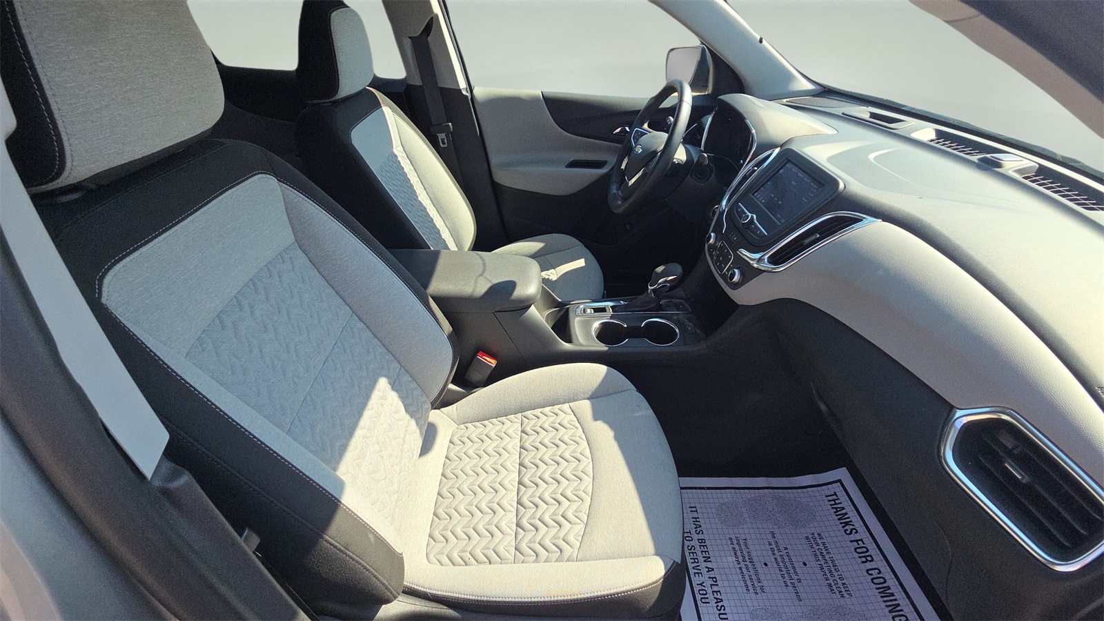 2023 Chevrolet Equinox LT photo 21