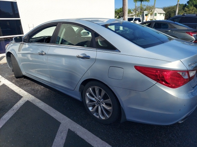 2012 Hyundai Sonata SE photo 4
