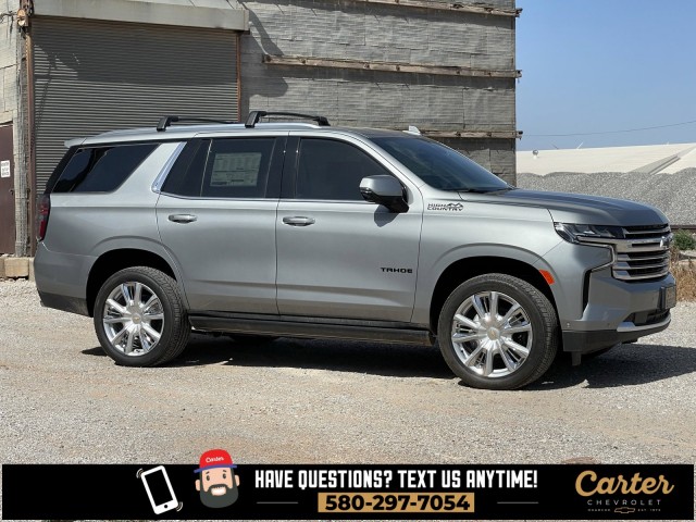 Vibrant concert atmosphere in 2025 with David Gray