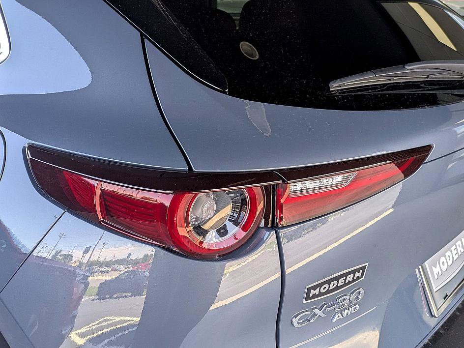2025 Mazda CX-30 2.5 S Carbon photo 27