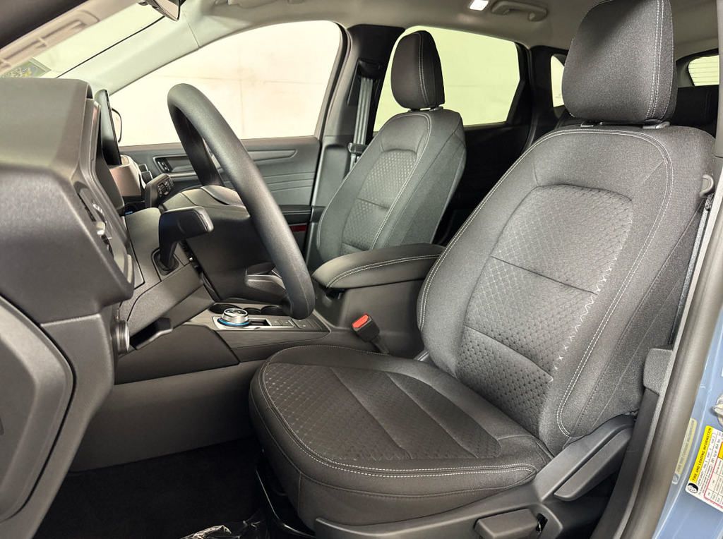 2025 Ford Escape Active photo 16