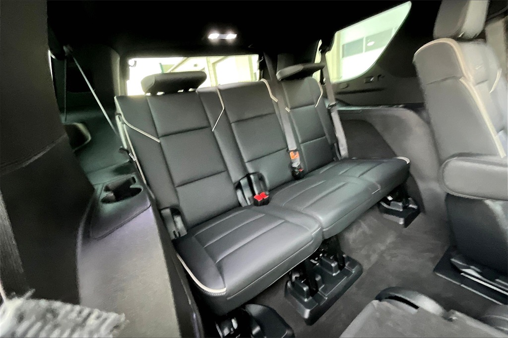 2023 Cadillac Escalade Premium Luxury photo 27