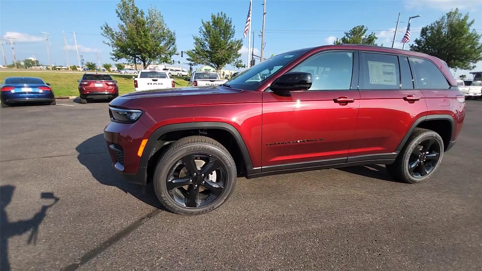 2024 Jeep Grand Cherokee Altitude X photo 4