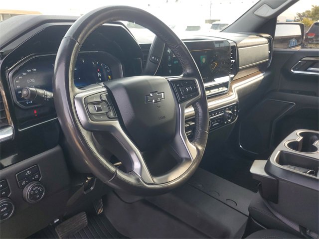 2022 Chevrolet Silverado 1500 RST photo 13