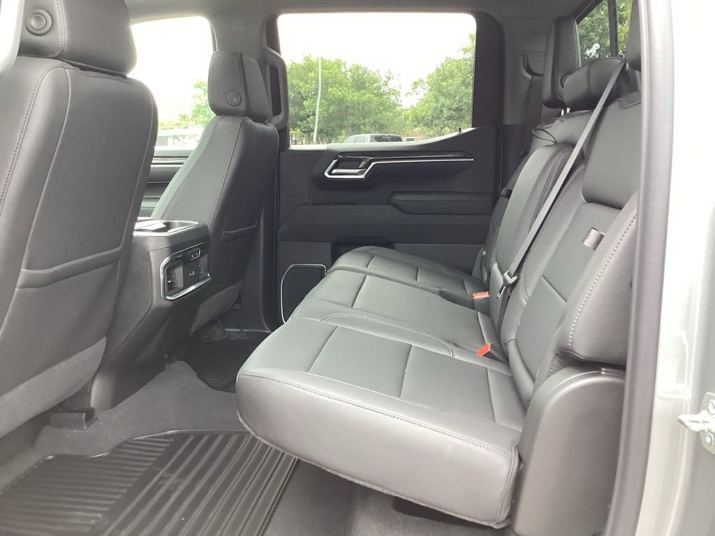 2025 Chevrolet Silverado 1500 LTZ photo 23