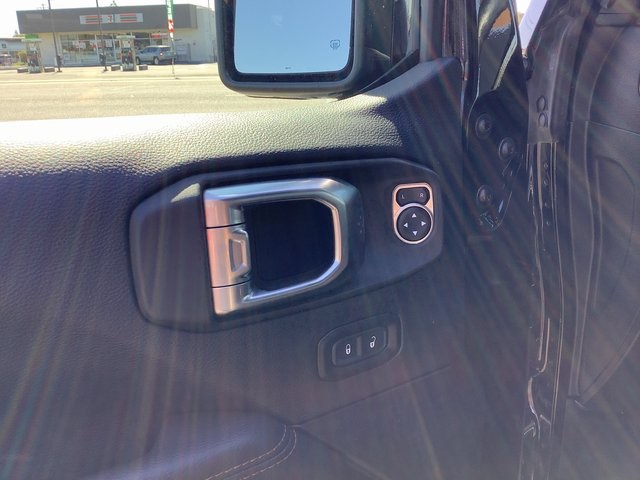 2022 Jeep Wrangler Unlimited Sahara 4xe photo 10
