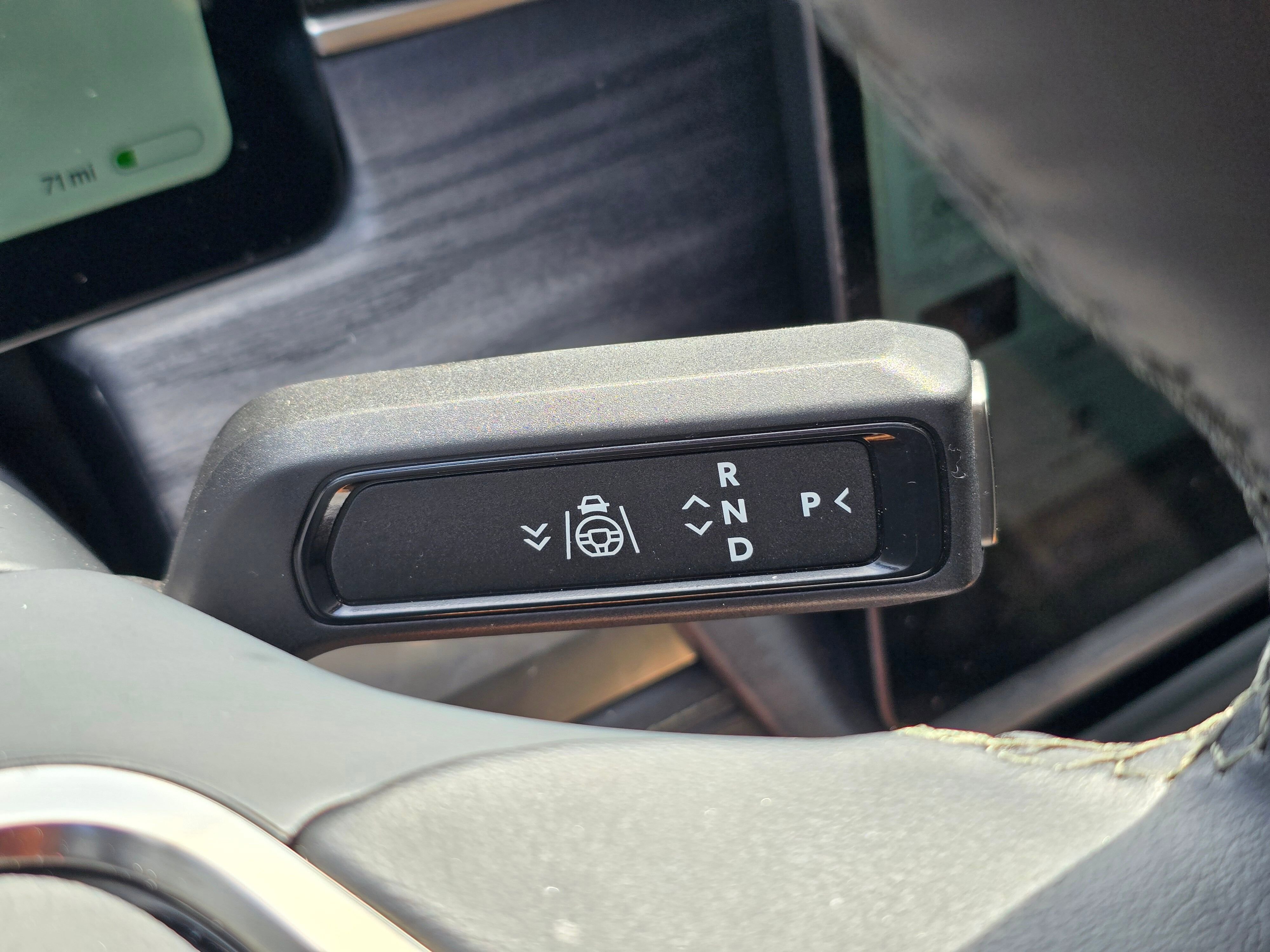 2023 Rivian R1S Adventure photo 8