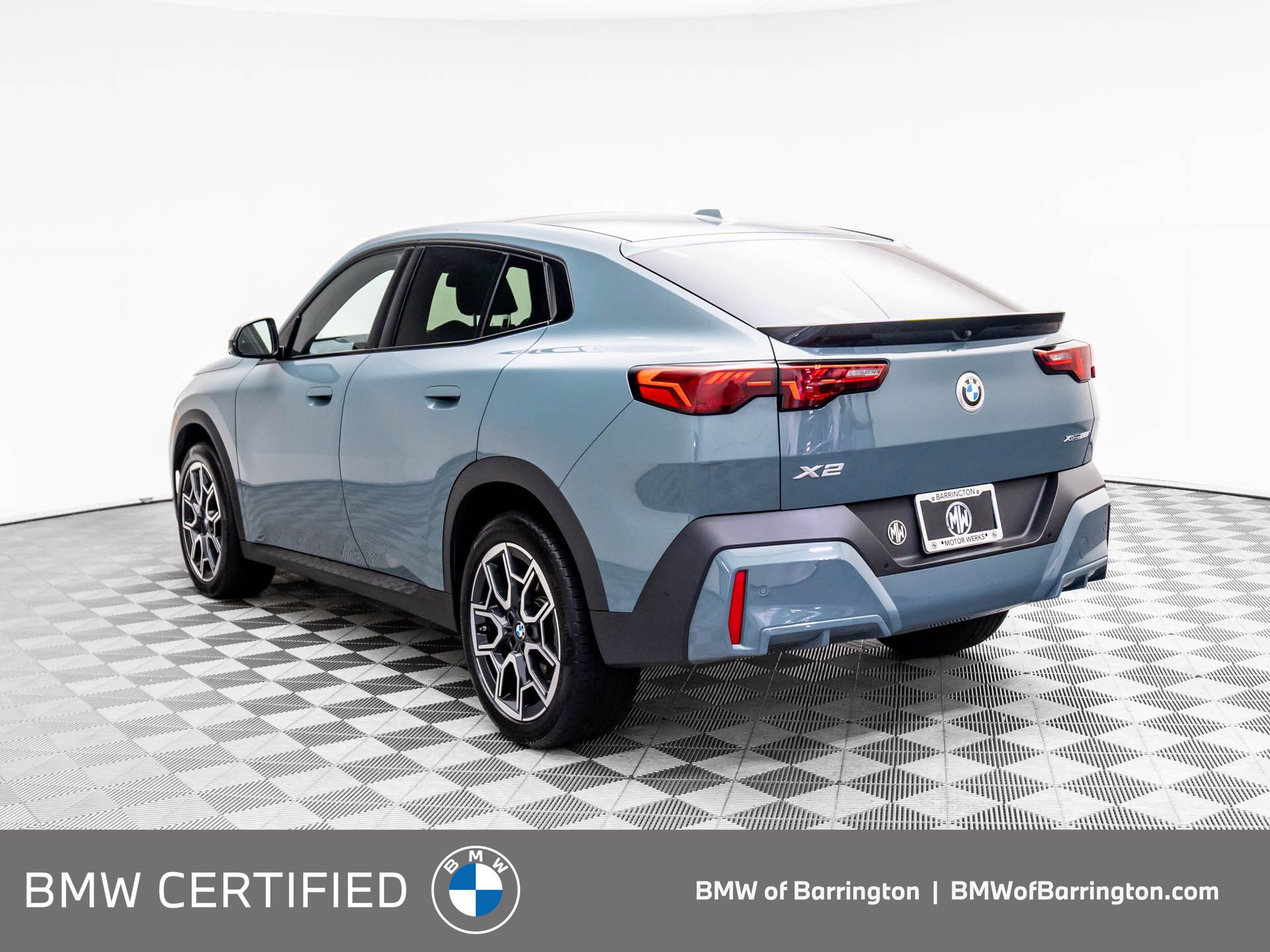 2024 Bmw X2 xDrive28i photo 2