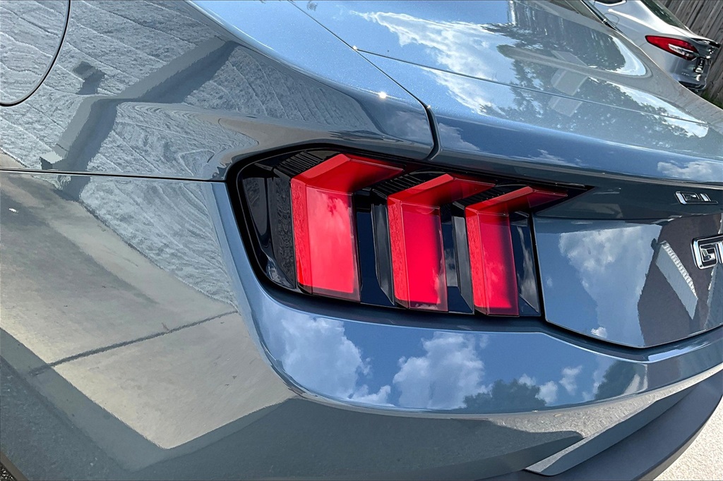 2024 Ford Mustang GT Premium photo 19