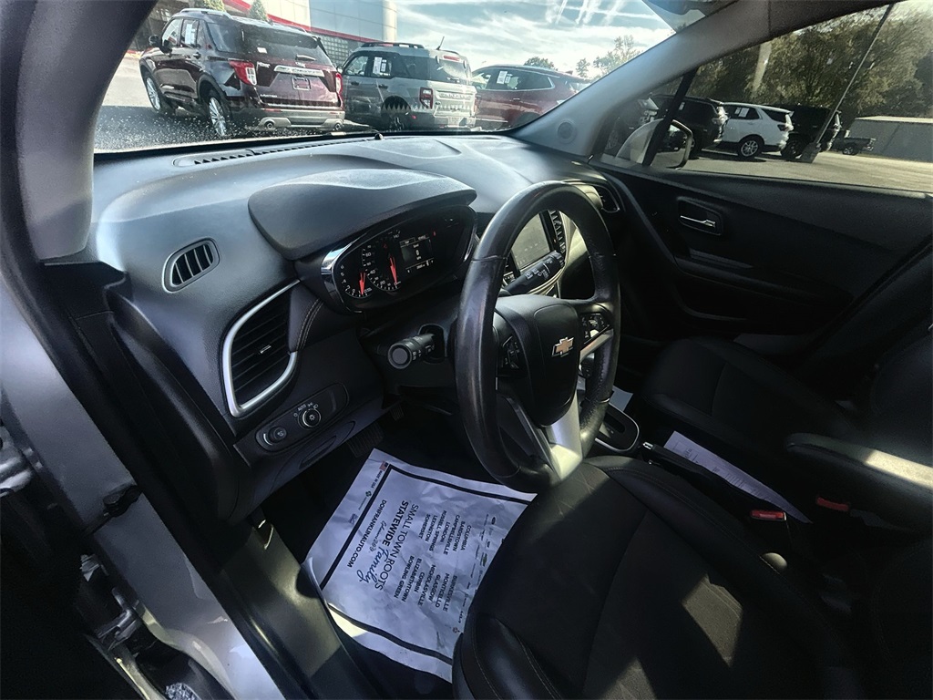 2022 Chevrolet Trax LT photo 5