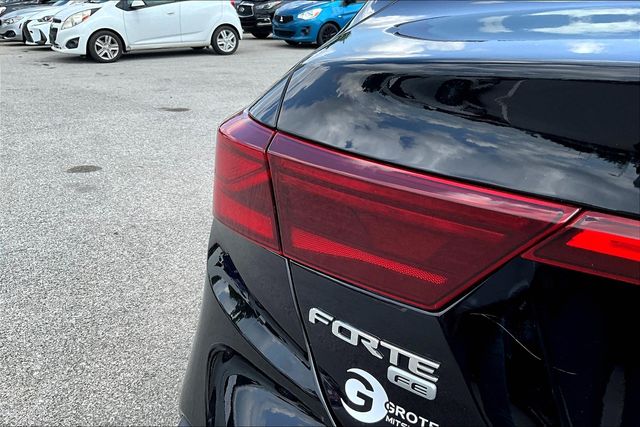 2021 Kia Forte FE photo 29