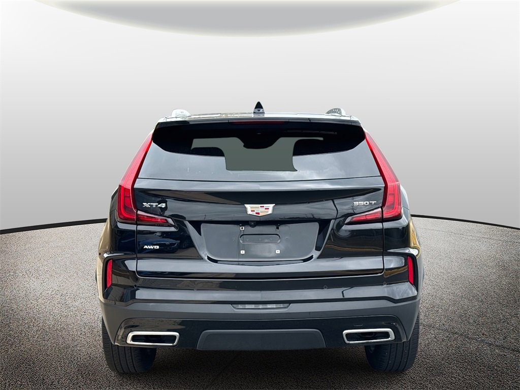 2025 Cadillac XT4 Premium Luxury photo 4