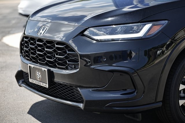 2026 Honda HR-V EX-L photo 2