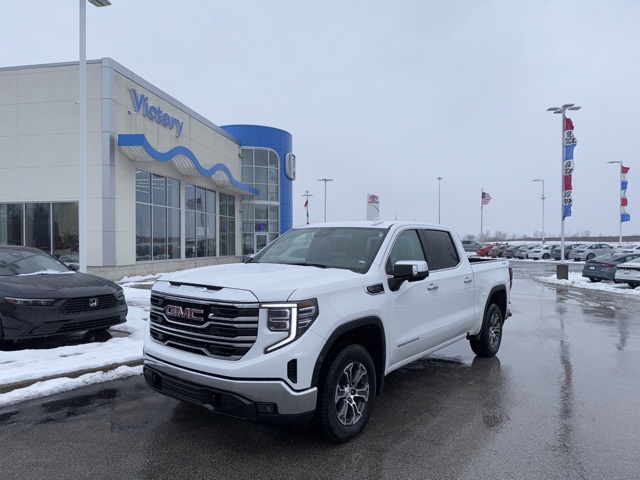 2025 GMC Sierra 1500 SLT's photo