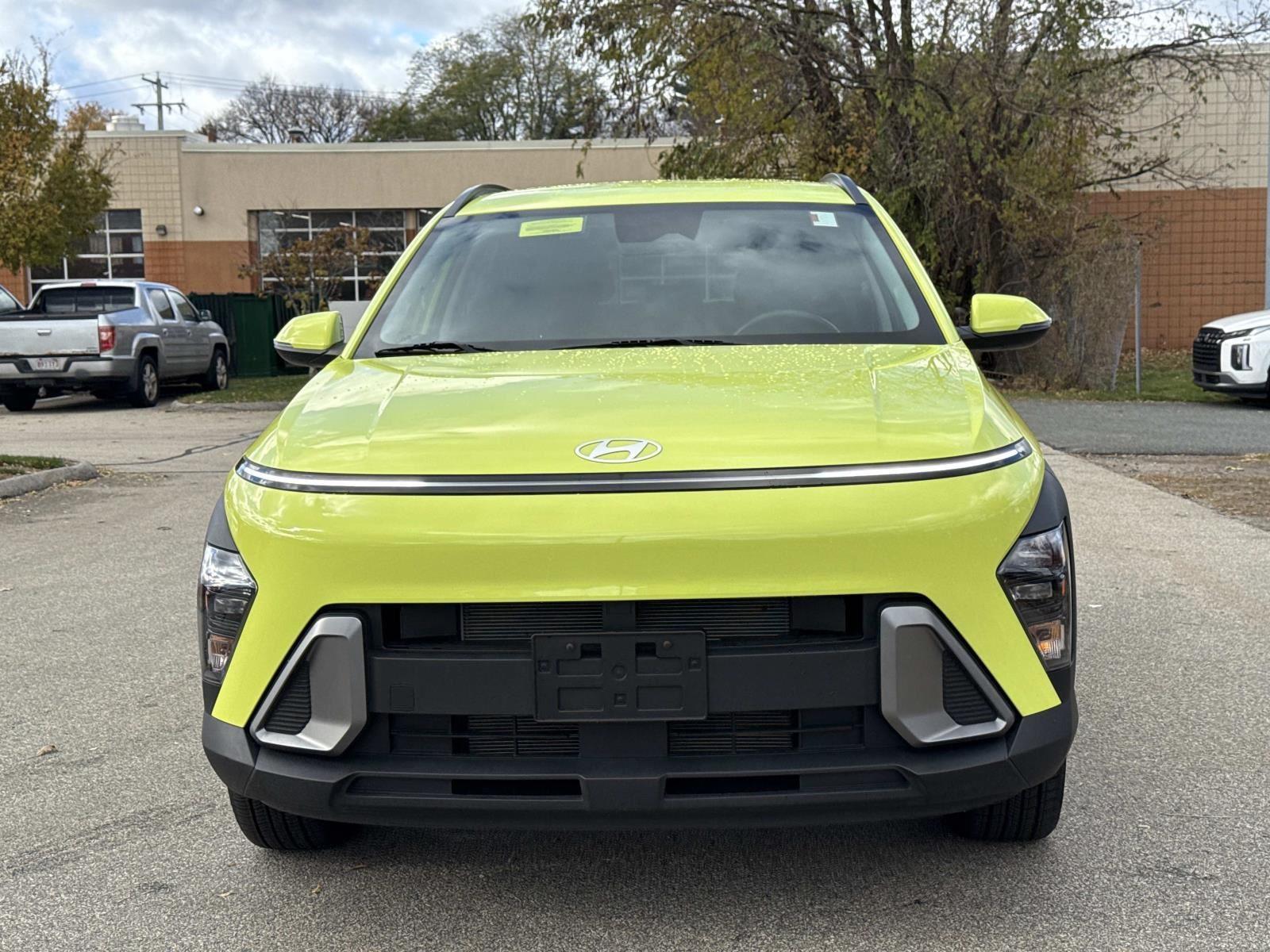 2024 Hyundai Kona SEL photo 2