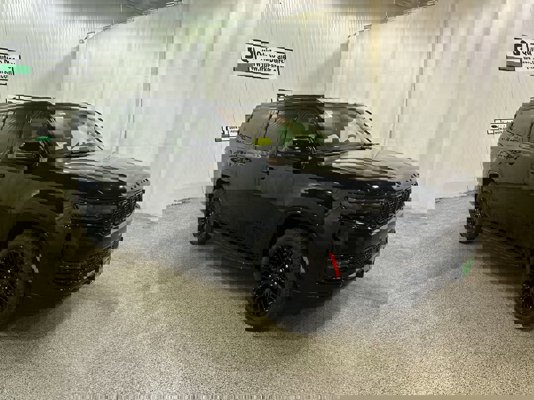 2025 Jeep Wagoneer L Series II's photo