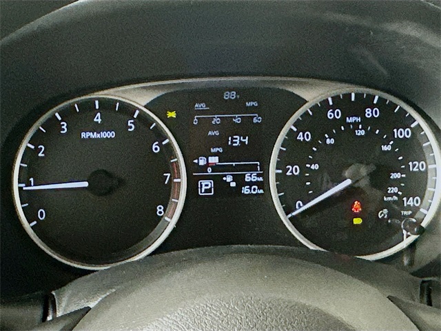 2025 Nissan Kicks Play S photo 11