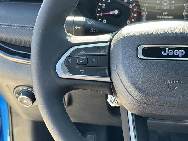 2025 Jeep Compass Latitude photo 10