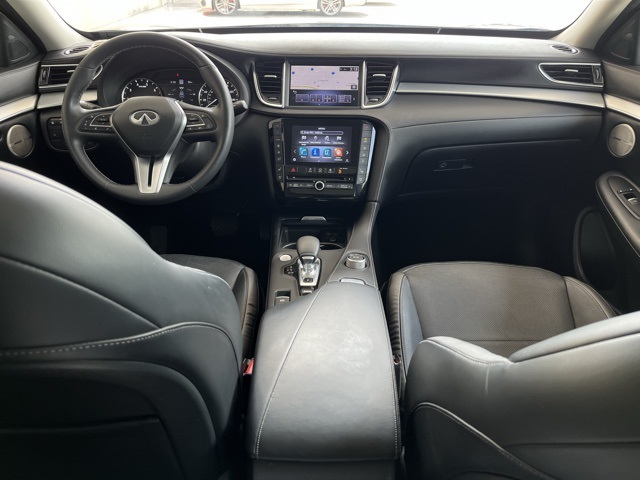 2022 Infiniti QX50 Essential photo 14