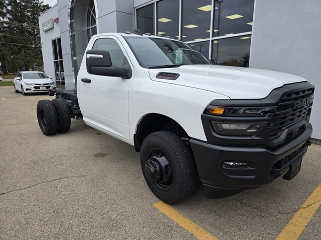2025 RAM Ram 3500 Chassis Cab Tradesman's photo
