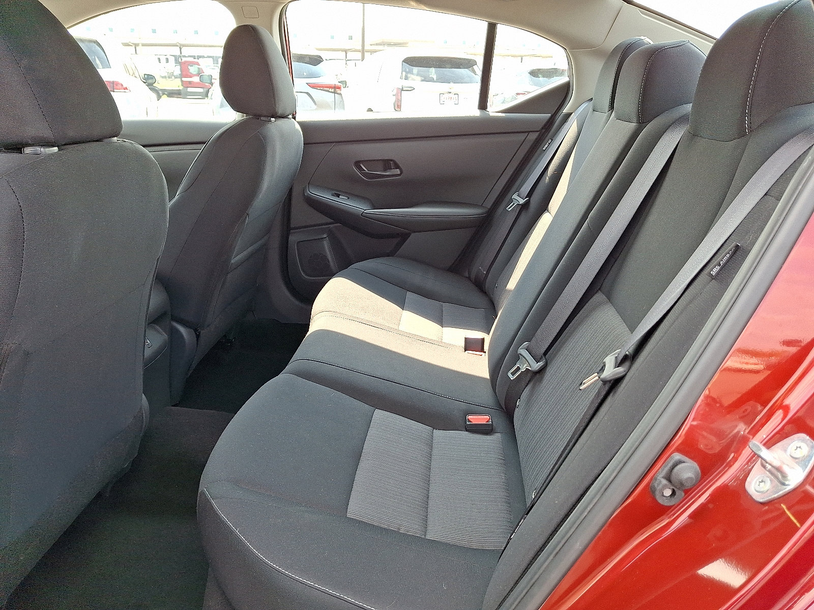 2025 Nissan Sentra SV photo 10