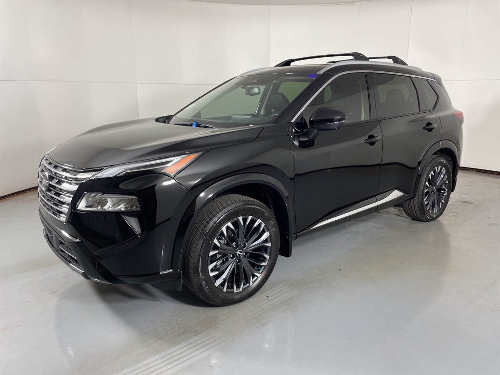 2026 Nissan Rogue Platinum photo 4