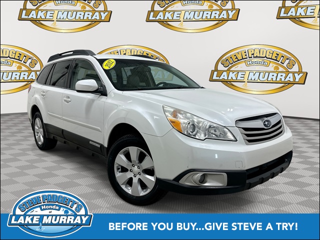 2012 Subaru Outback Premium's photo