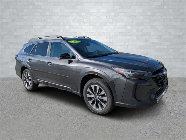 2023 Subaru Outback Limited's photo