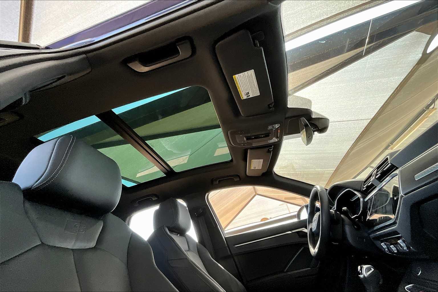 2023 Audi Q3 S line Premium Plus photo 11