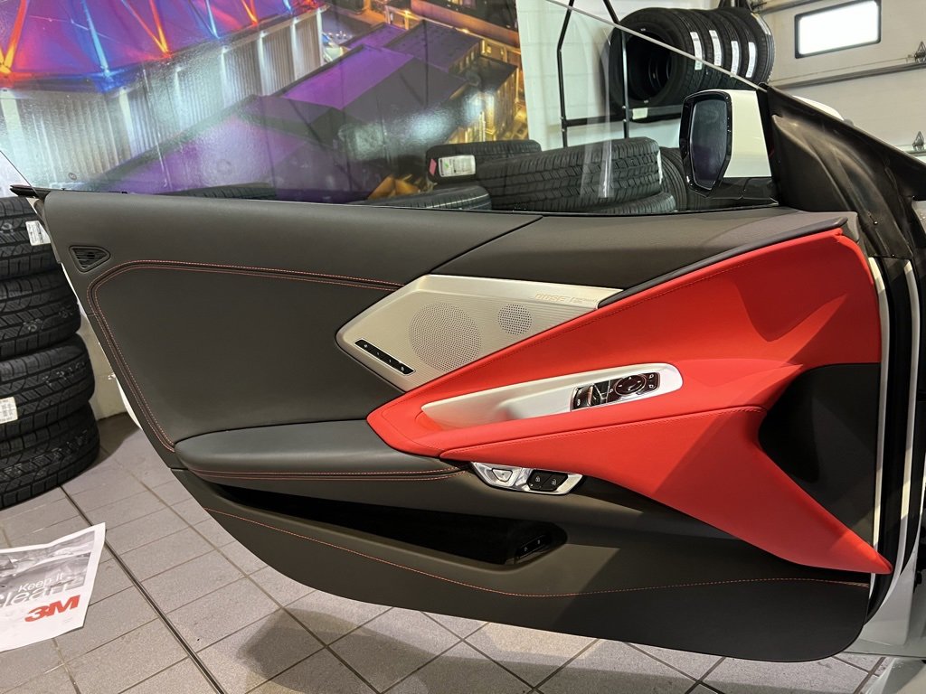 2022 Chevrolet Corvette Stingray 2LT photo 11