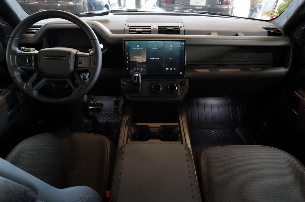 2026 LAND ROVER DEFENDER - Image 5