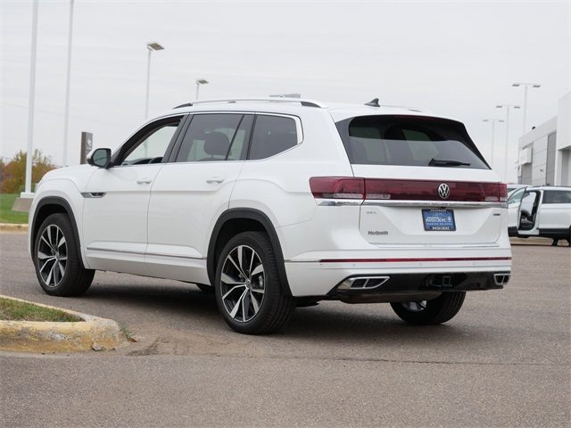 2026 Volkswagen Atlas SEL Premium R-Line photo 3