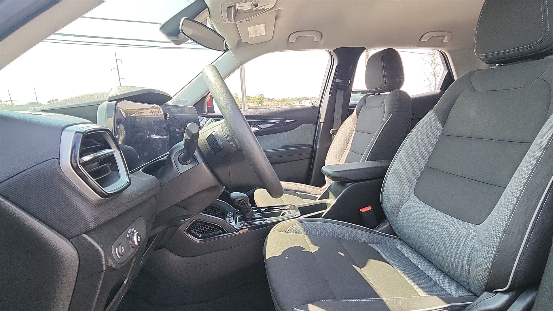 2024 Chevrolet Trailblazer LT photo 13