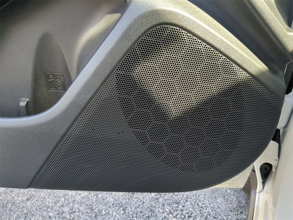 2025 Subaru Crosstrek Base photo 16