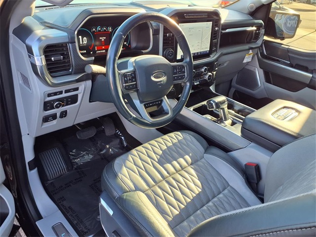 2022 Ford F-150 Limited photo 3