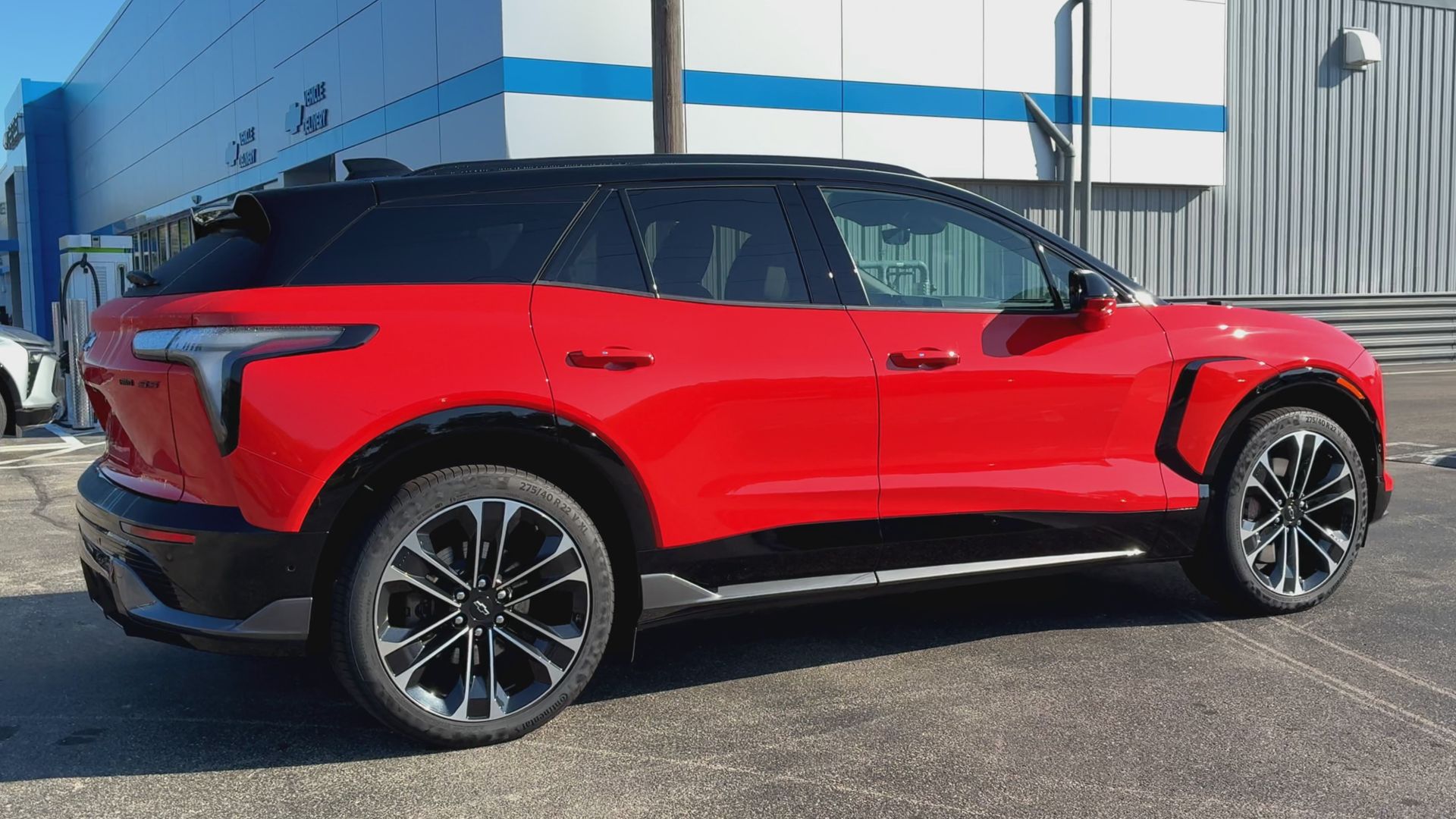 2025 Chevrolet Blazer EV photo 2