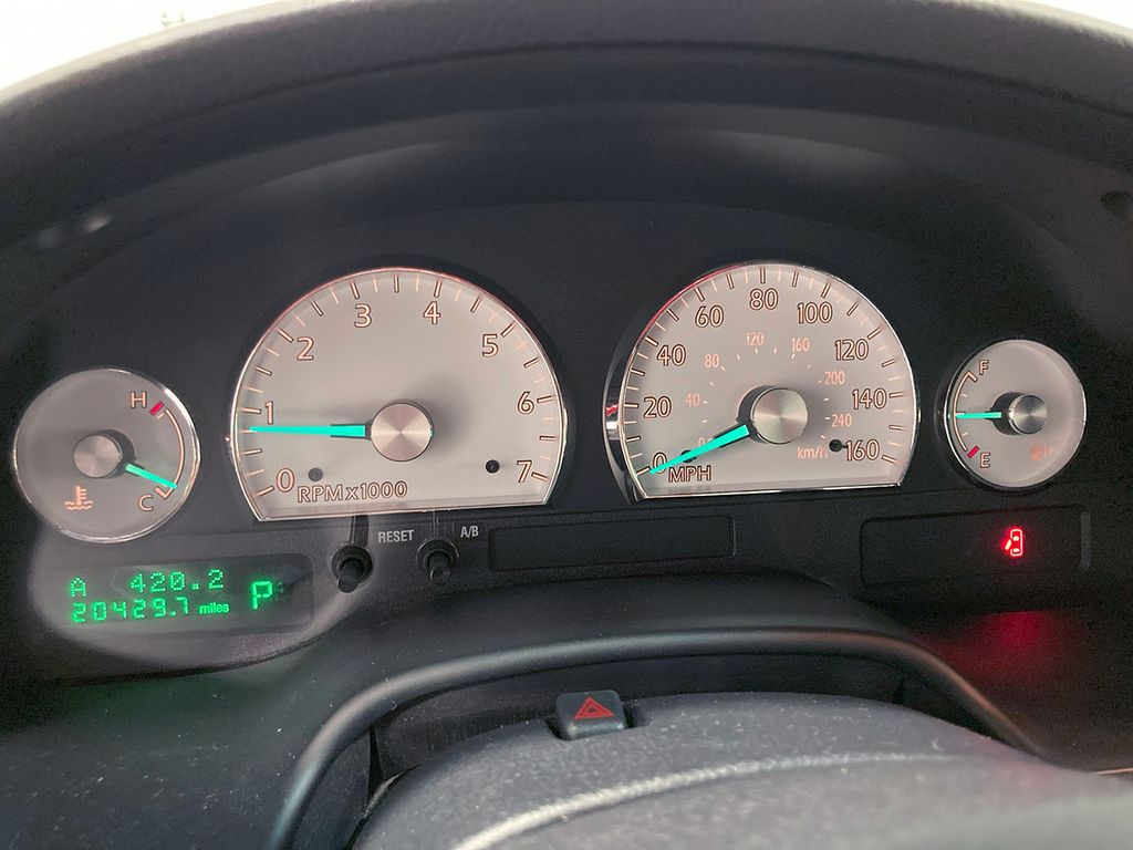 2003 Ford Thunderbird Base photo 54