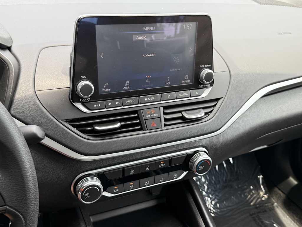 2025 Nissan Altima 2.5 S photo 12