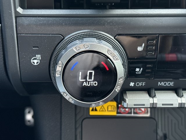 2025 Toyota Tacoma TRD Pro photo 16