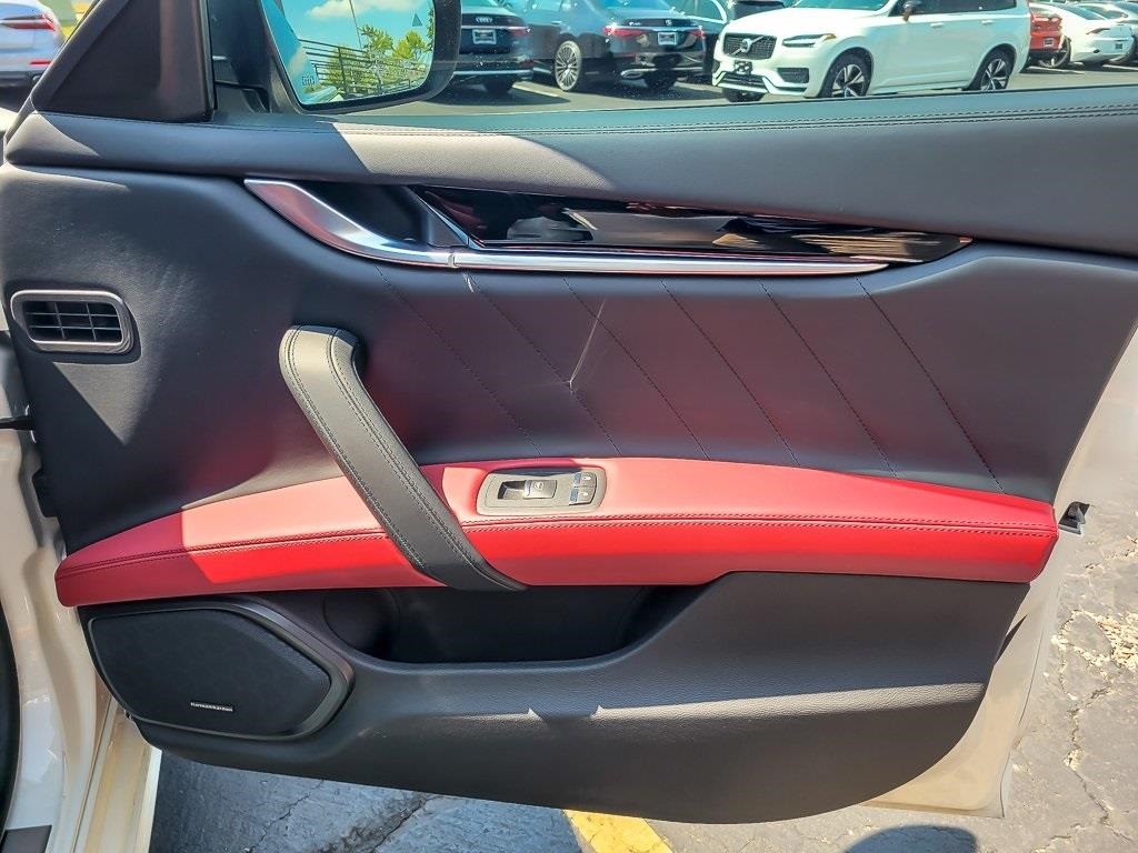 2022 Maserati Ghibli Modena Q4 photo 20