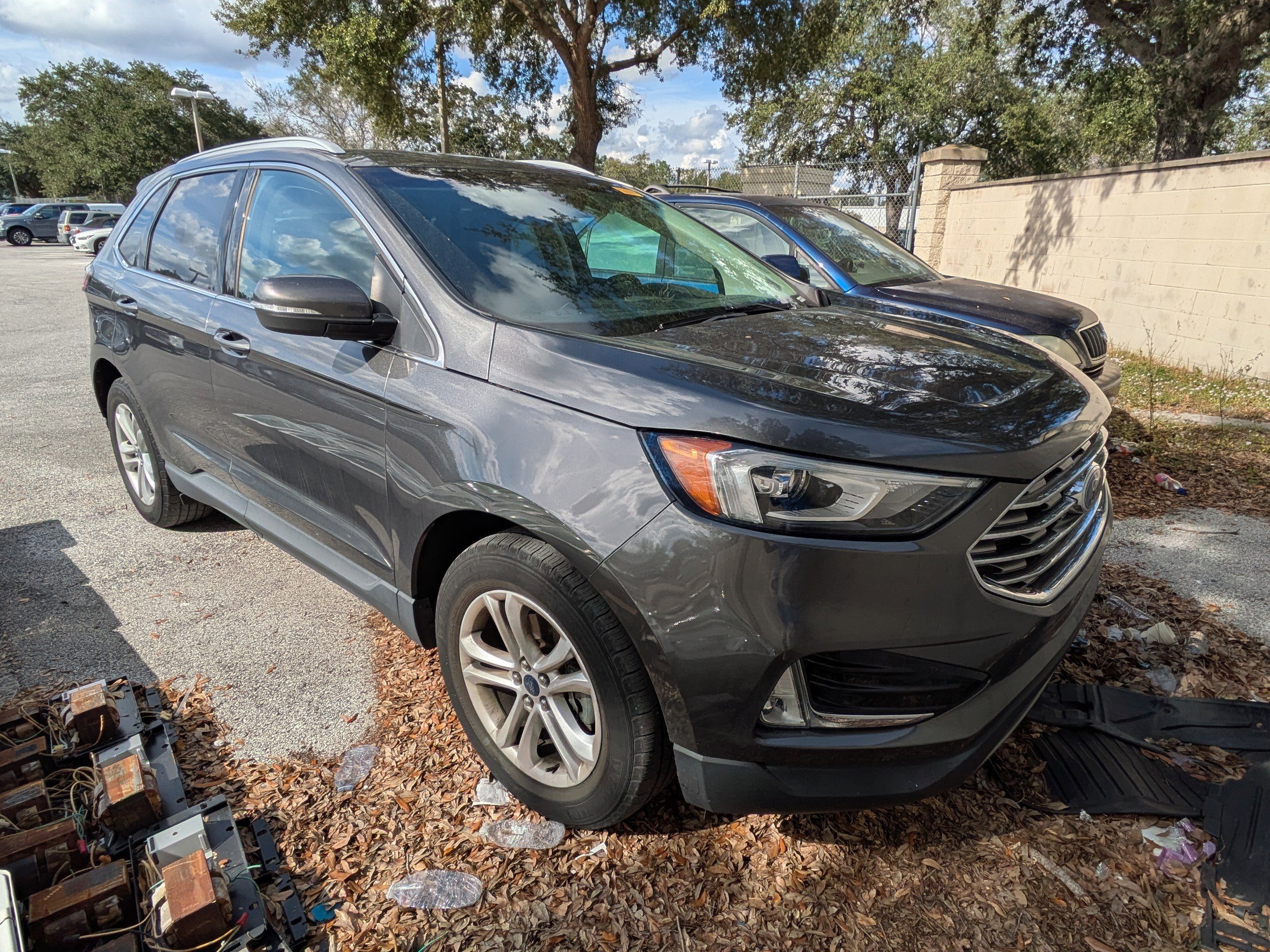 2020 Ford Edge SEL's photo