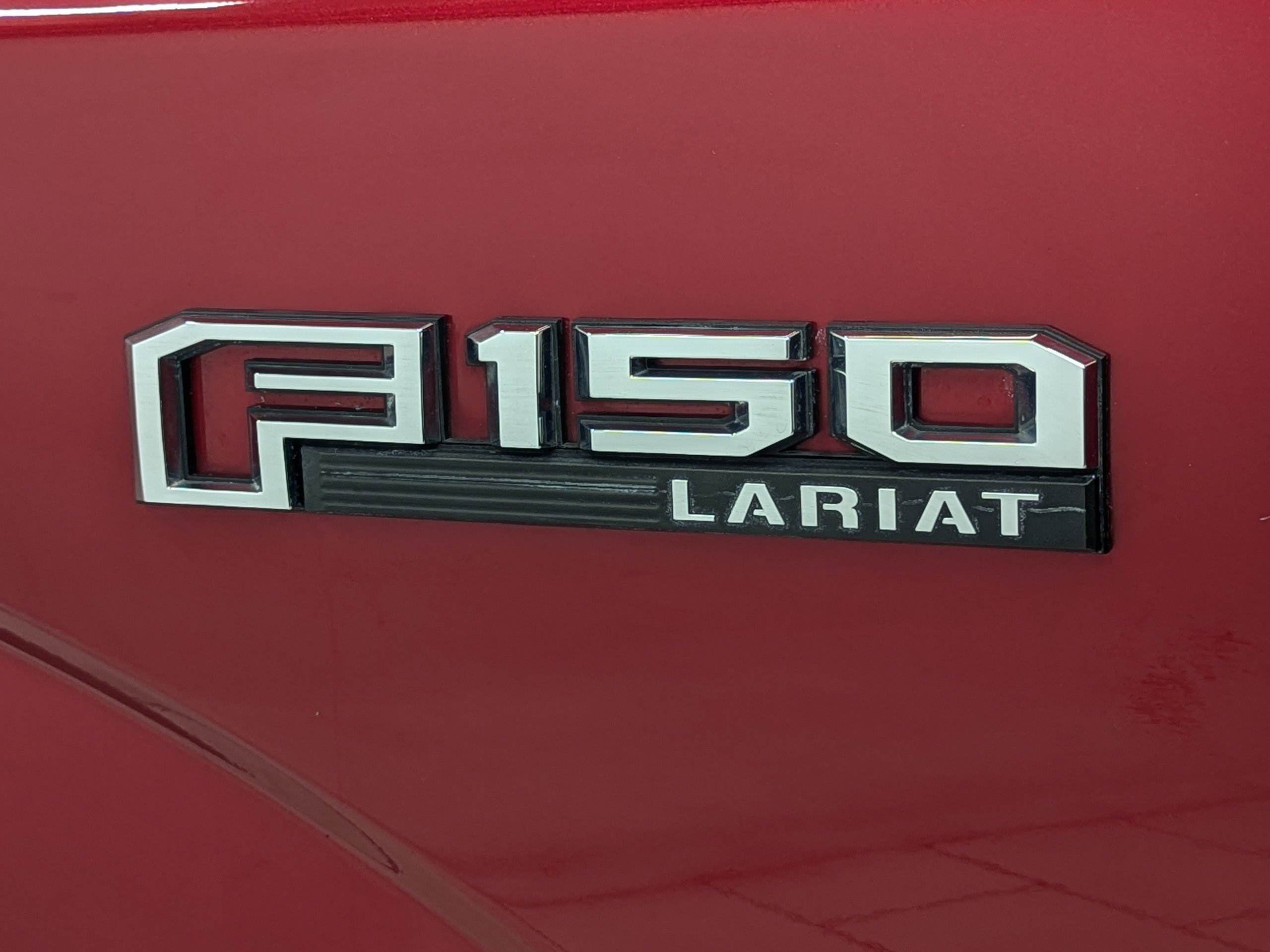 2020 Ford F-150 Lariat photo 34