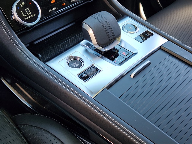 2026 Jaguar F-PACE P250 R-Dynamic S photo 15